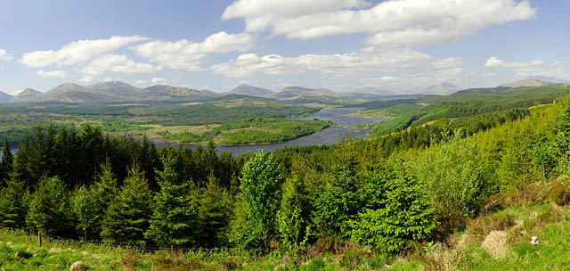 Loch_Garry