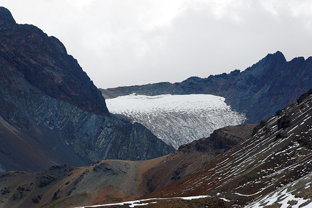 Glacier seen from Chacaltaya