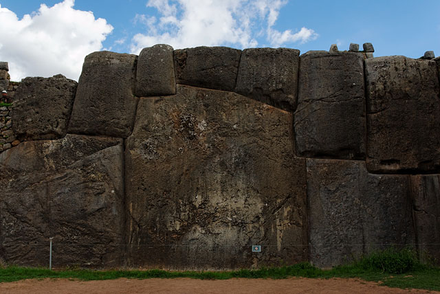 Big boulders at Sacsayhuamán near Cuzco