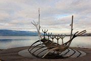 Viking_boat_sculpture