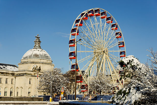 Cardiff City Hall with Wheel
