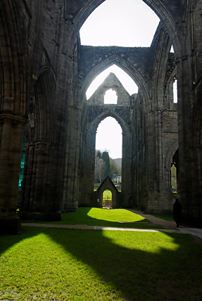 tintern_abbey1